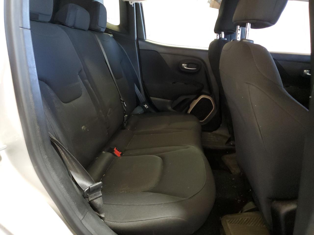 2016 Jeep Renegade Sport VIN: ZACCJBAT9GPD16399 Lot: 84724875