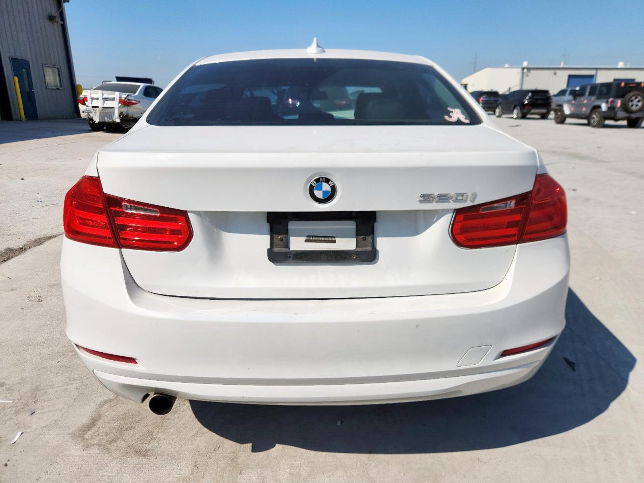2014 BMW 320 I VIN: WBA3B1G55ENT01174 Lot: 85941935