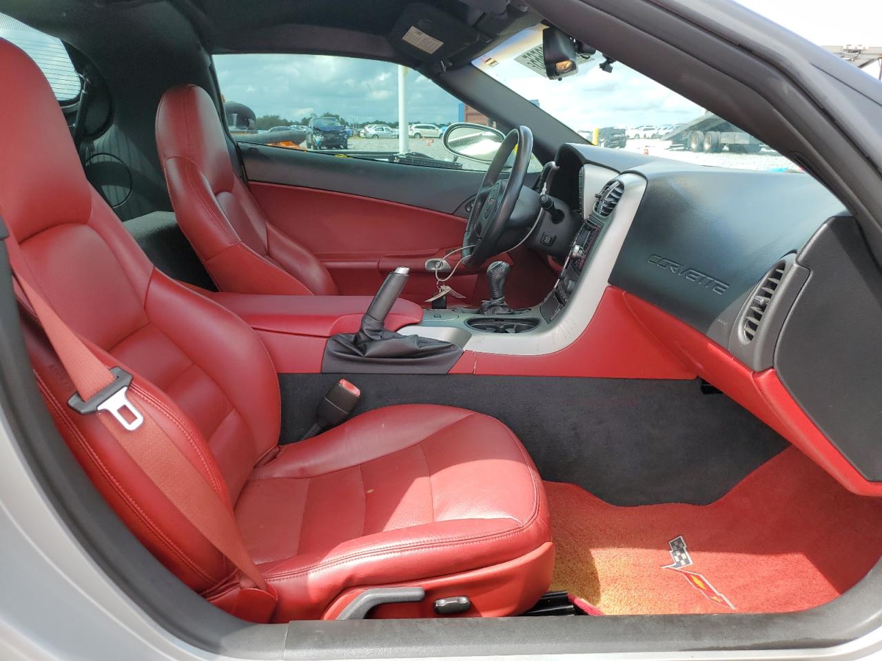 2005 Chevrolet Corvette VIN: 1G1YY24U855128803 Lot: 84360565