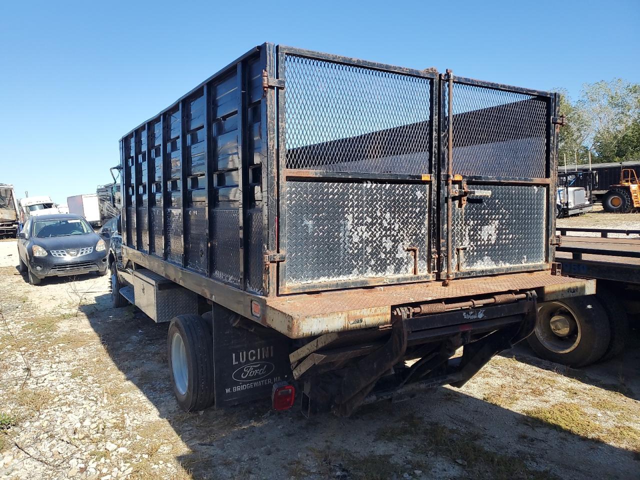 2001 Ford F550 Super Duty VIN: 1FDAF56F61EC58924 Lot: 85175945