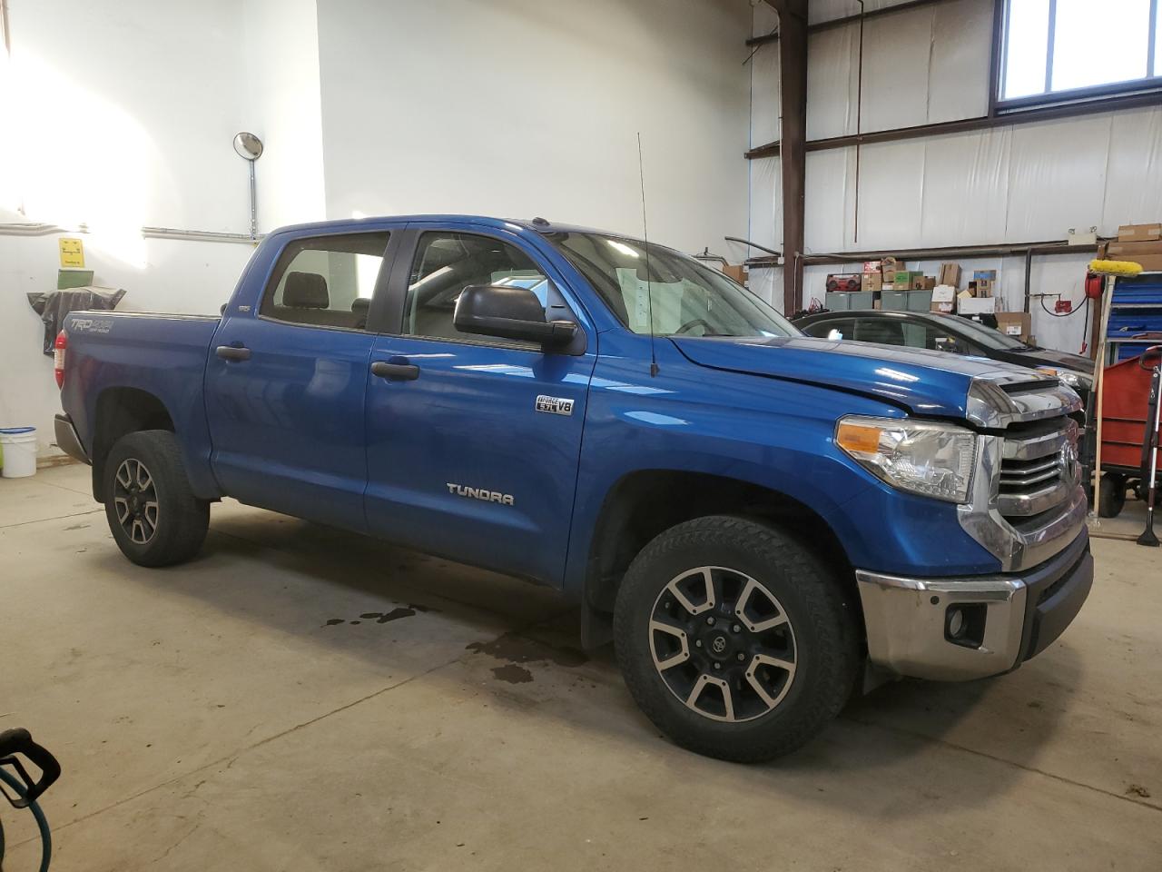 2016 Toyota Tundra Crewmax Sr5 VIN: 5TFDY5F14GX565098 Lot: 86274975