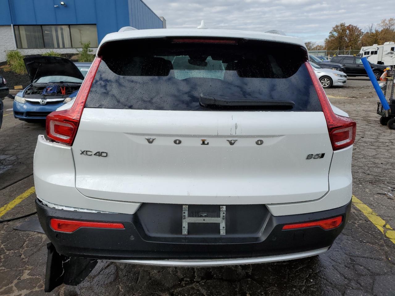 2024 Volvo Xc40 Plus VIN: YV4L12UEXR2262859 Lot: 89710895