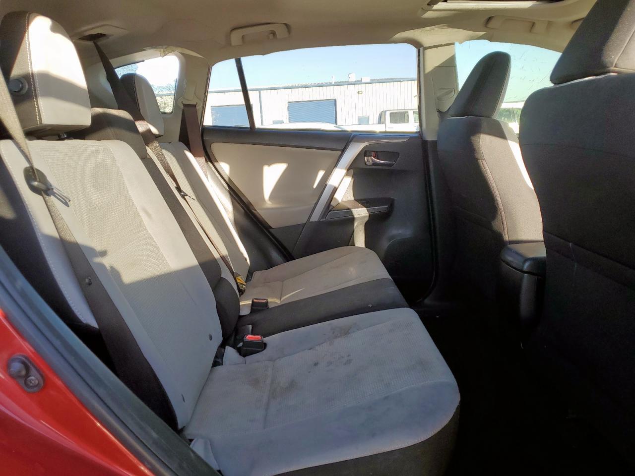 2017 Toyota Rav4 Xle VIN: JTMWFREV8HJ130924 Lot: 90323495