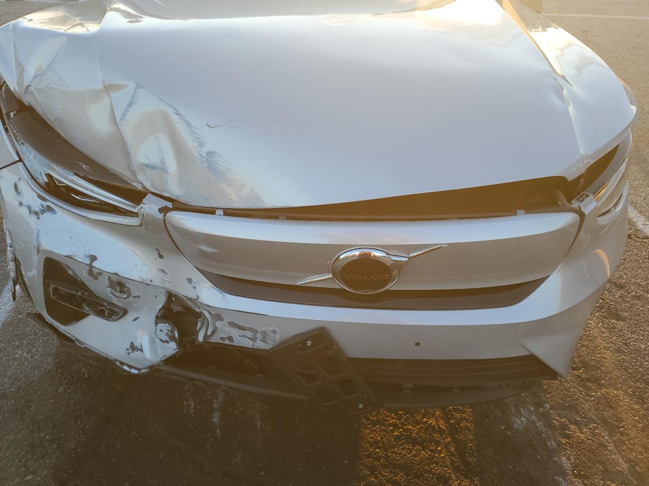 2024 Volvo Xc40 Recharge Plus VIN: YV4ER3XL7R2232557 Lot: 85007515