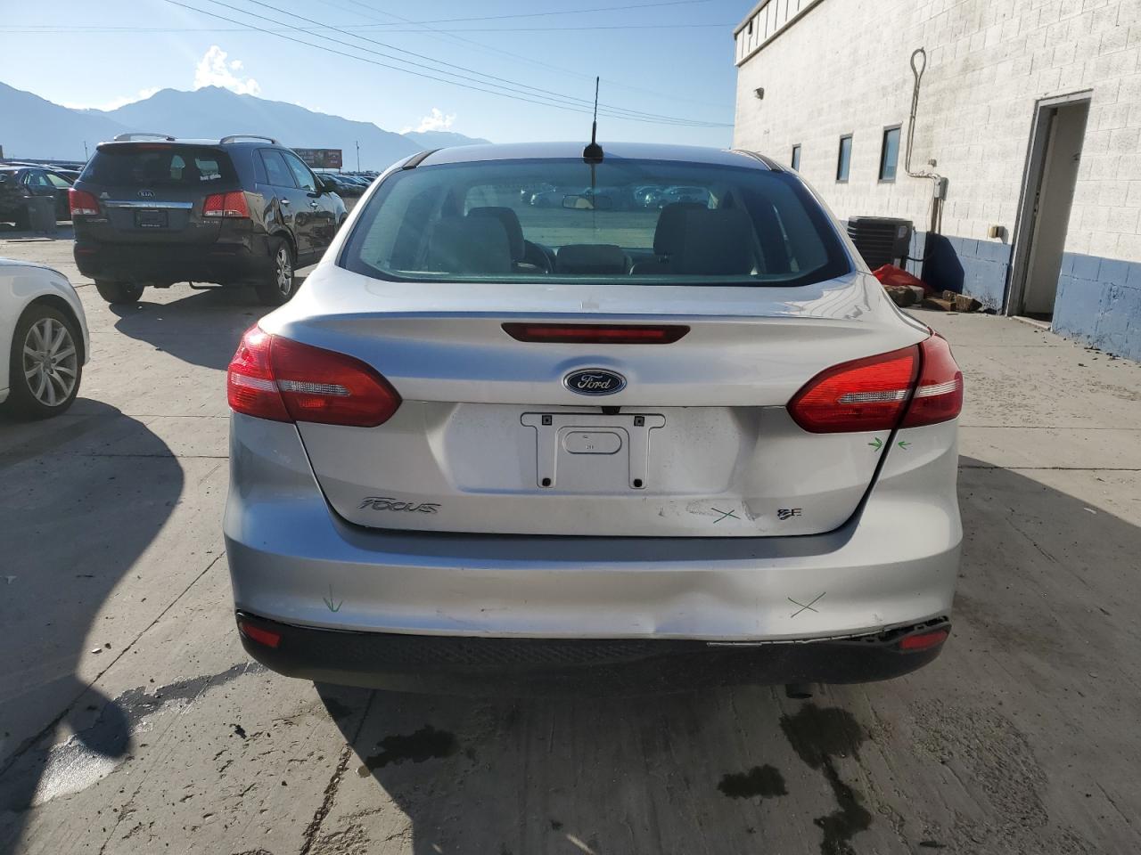 2017 Ford Focus Se VIN: 1FADP3F20HL249597 Lot: 85576155