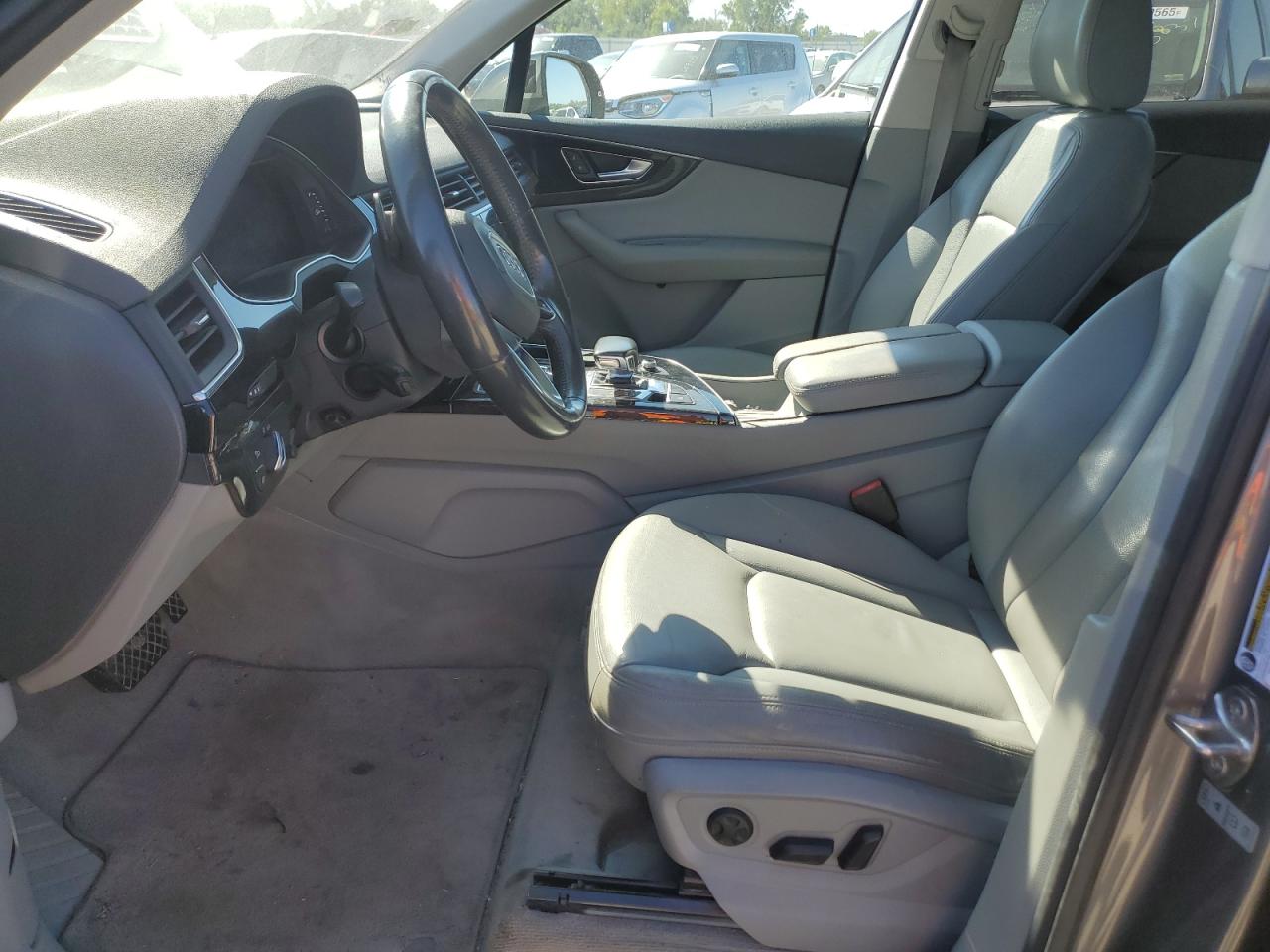 2017 Audi Q7 Premium Plus VIN: WA1LAAF70HD023457 Lot: 85754645