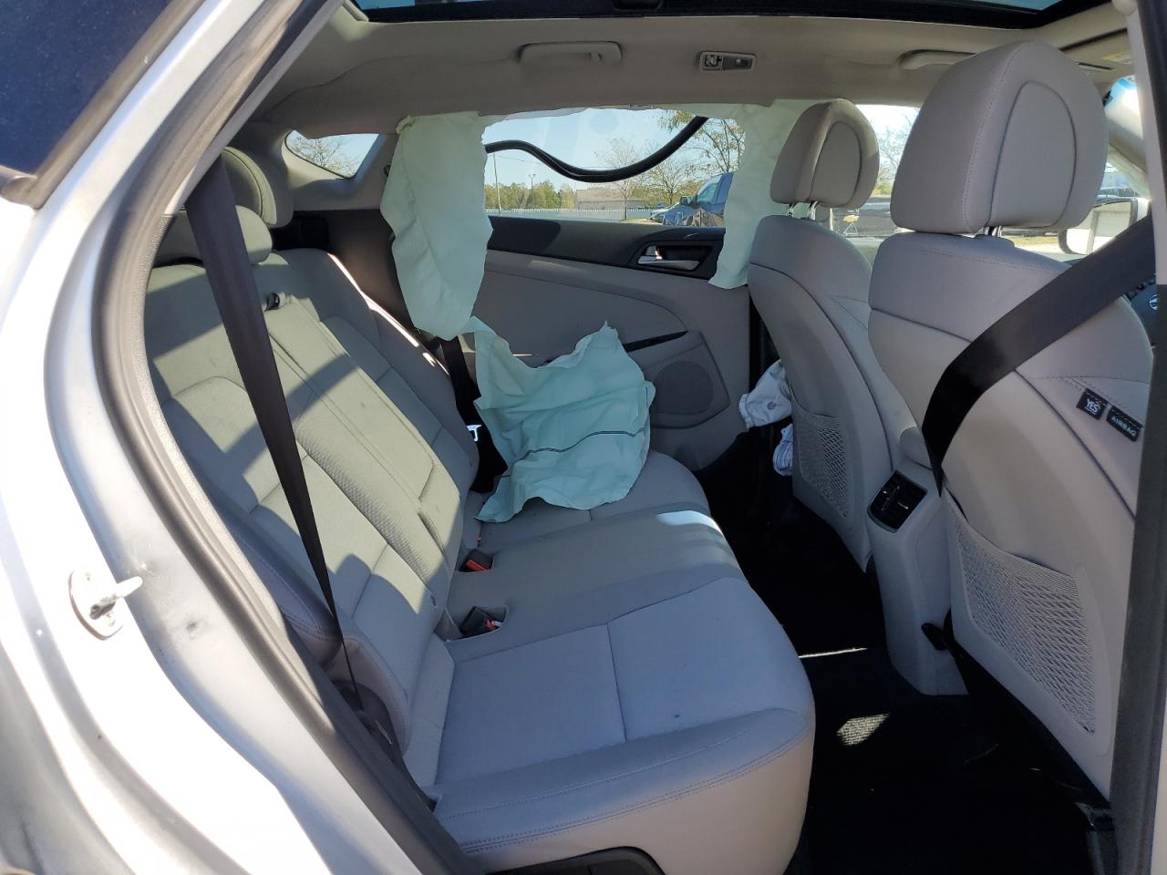 2018 Hyundai Tucson Value VIN: KM8J33A20JU639739 Lot: 85890455