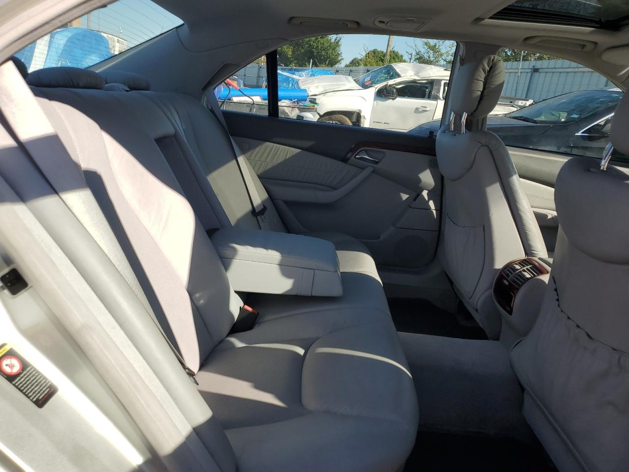 2000 Mercedes-Benz S 430 VIN: WDBNG70J7YA070926 Lot: 84730935