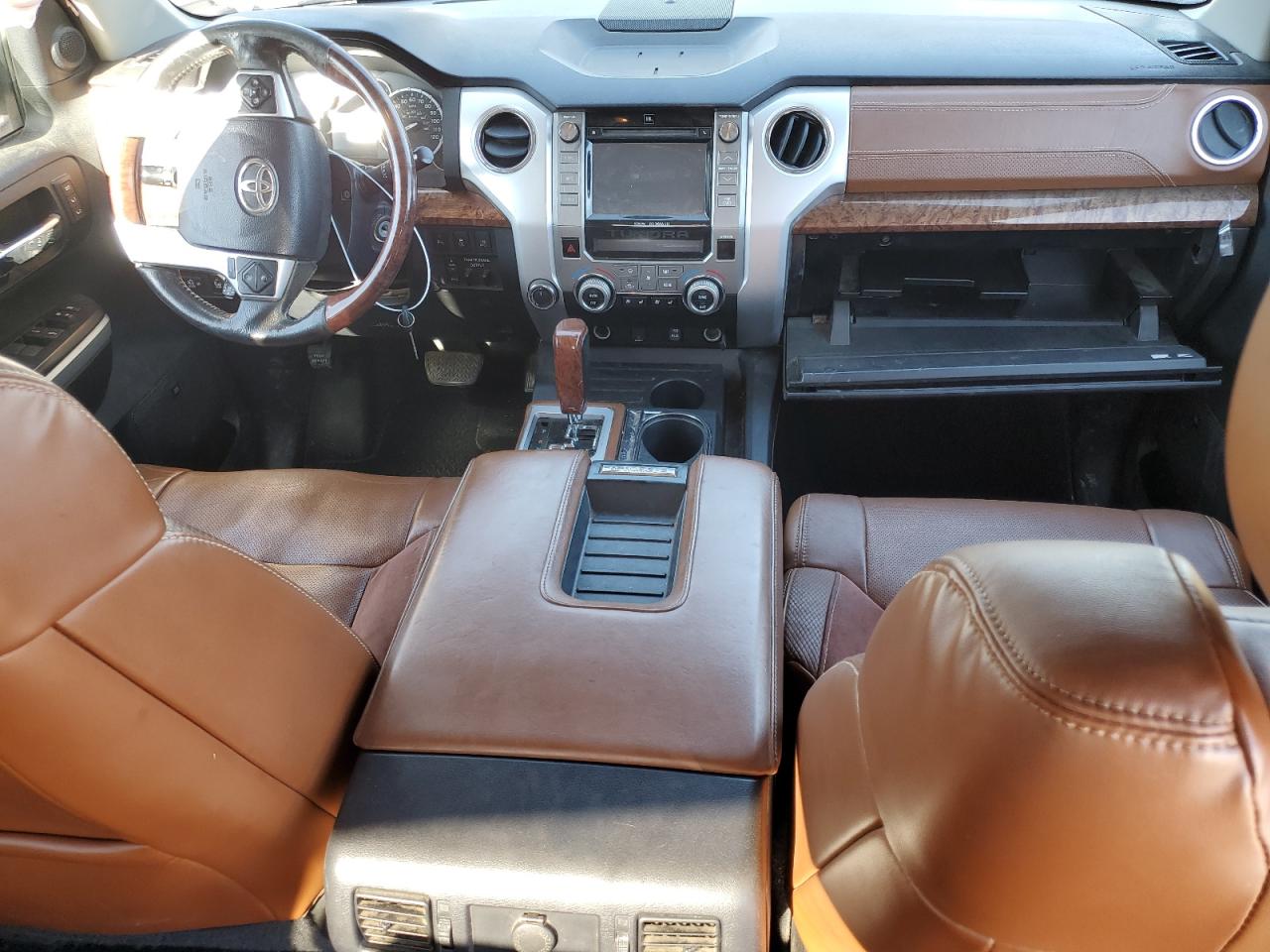 2017 Toyota Tundra Crewmax 1794 VIN: 5TFAY5F17HX661764 Lot: 84001225