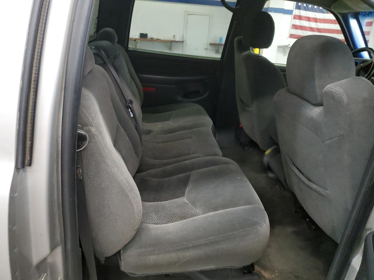 2005 Chevrolet Silverado C1500 VIN: 2GCEC13T851376563 Lot: 90051435