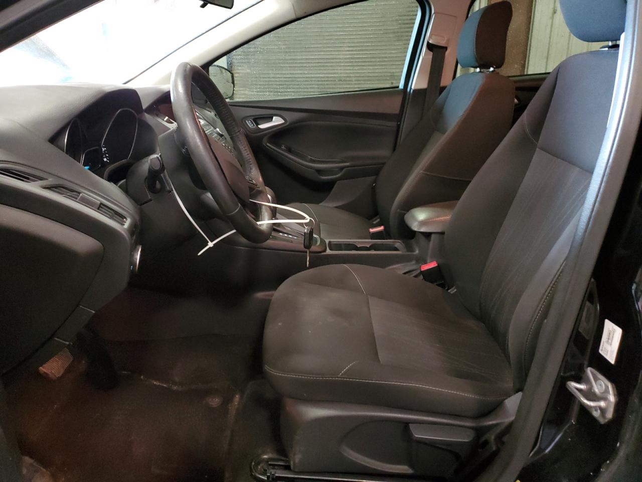 2017 Ford Focus Se VIN: 1FADP3F22HL275828 Lot: 85681635