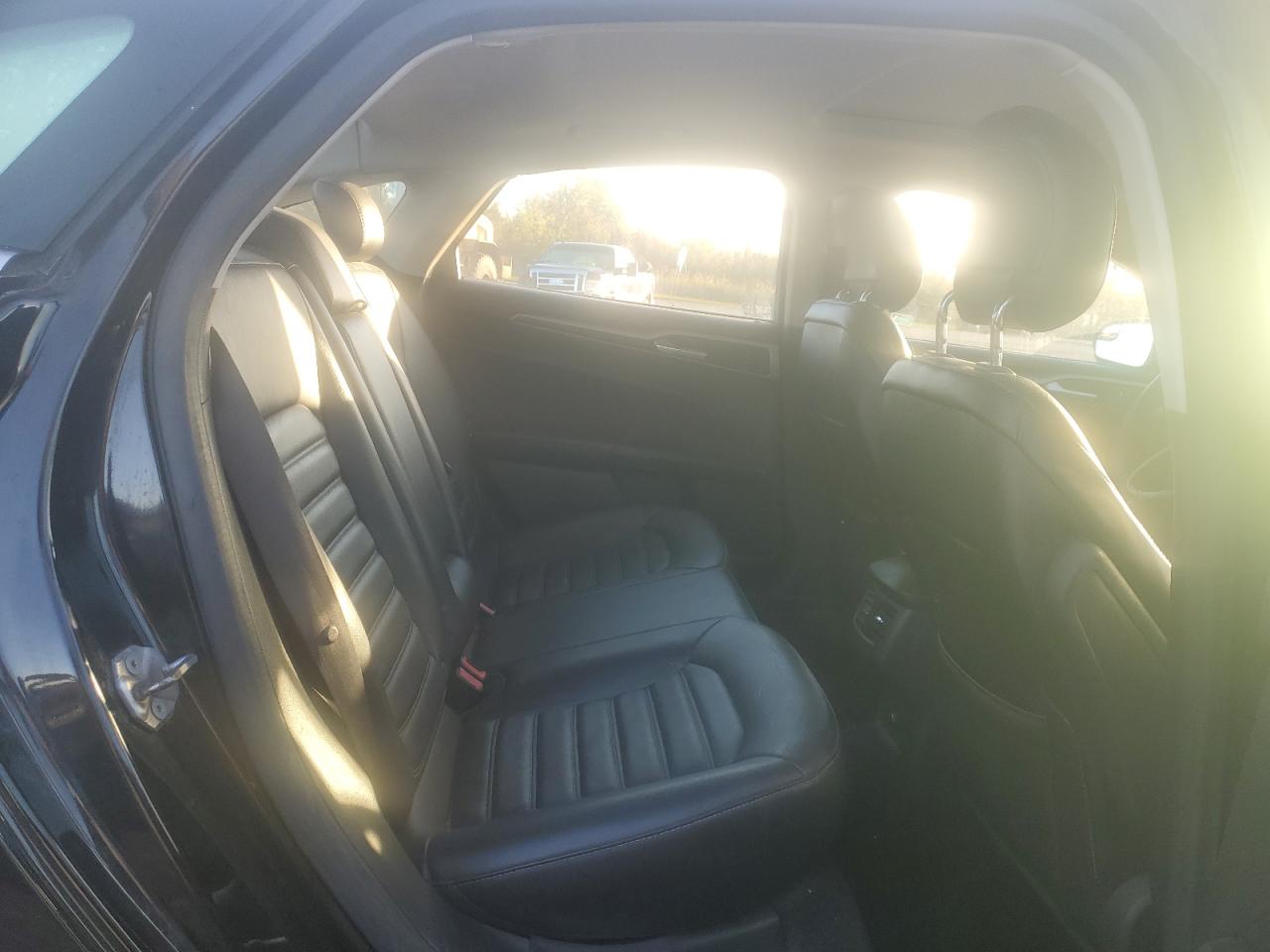 2015 Ford Fusion Se VIN: 3FA6P0HD6FR111826 Lot: 86107055