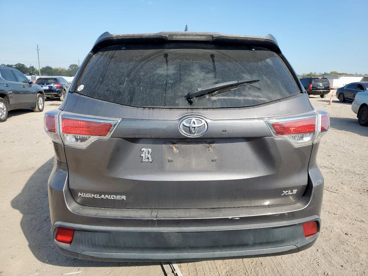 2016 Toyota Highlander Xle VIN: 5TDKKRFH8GS145119 Lot: 86299375