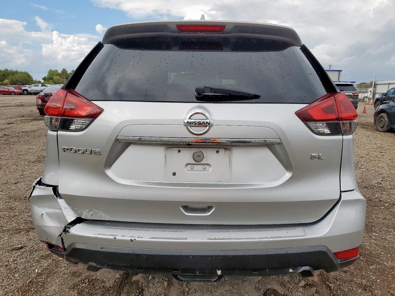 2018 Nissan Rogue S VIN: JN8AT2MT2JW468018 Lot: 85662585