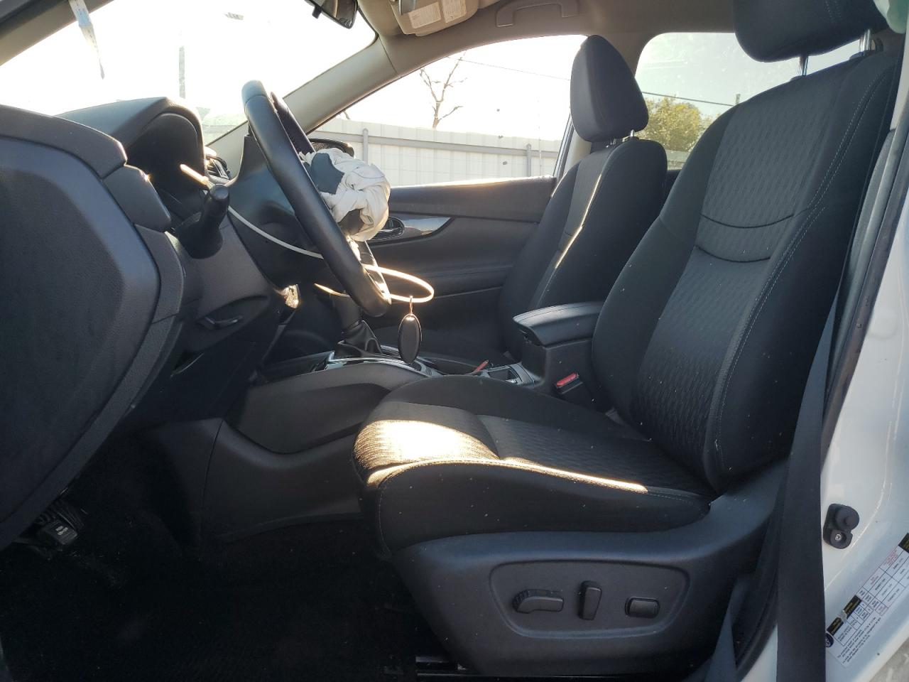 2018 Nissan Rogue S VIN: KNMAT2MT8JP602780 Lot: 84966815