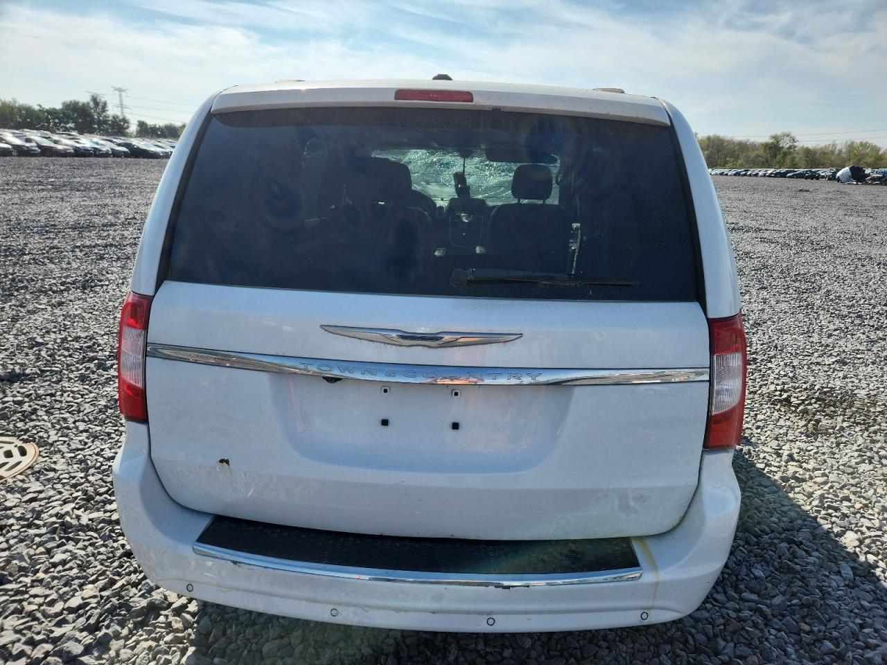 2014 Chrysler Town & Country Touring L VIN: 2C4RC1CG0ER455439 Lot: 87000915