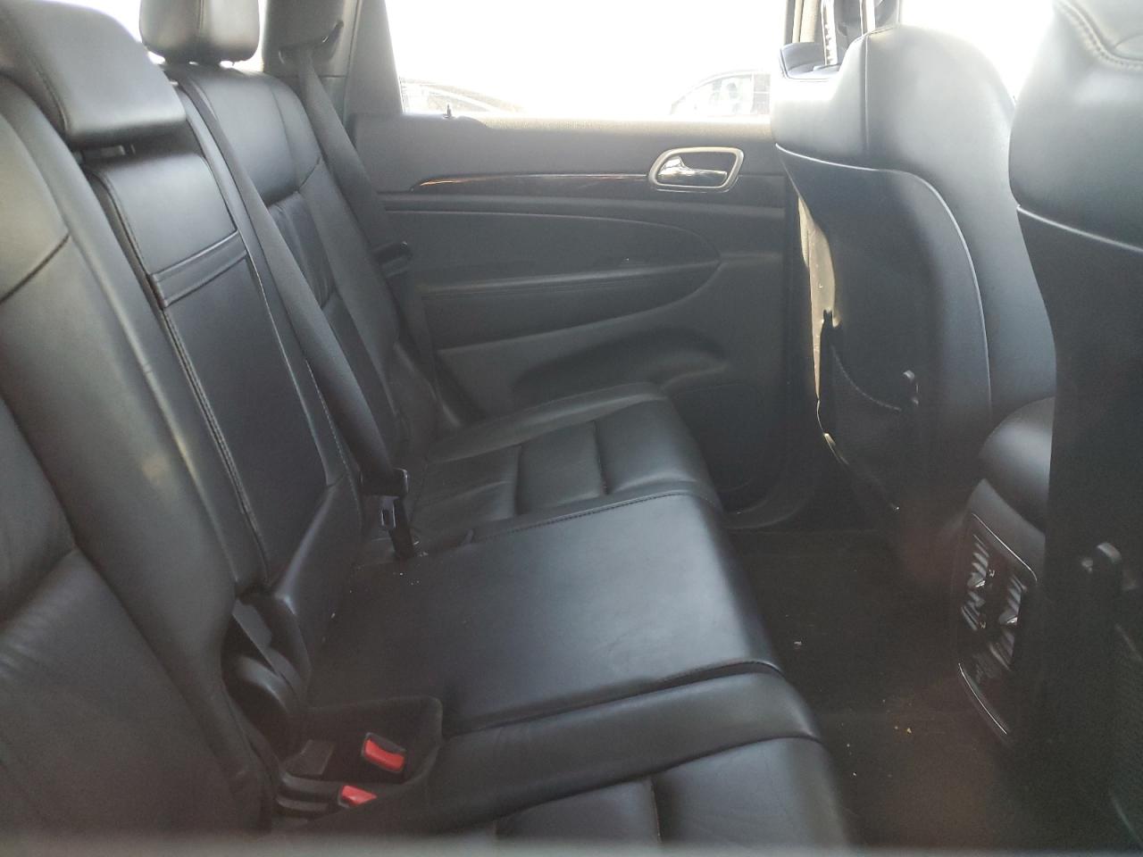 2012 Jeep Grand Cherokee Laredo VIN: 1C4RJFAT4CC226321 Lot: 82360995