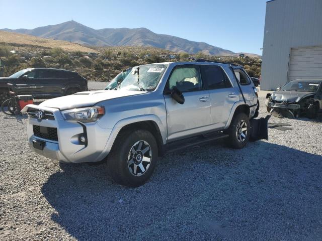 2023 Toyota 4Runner Se