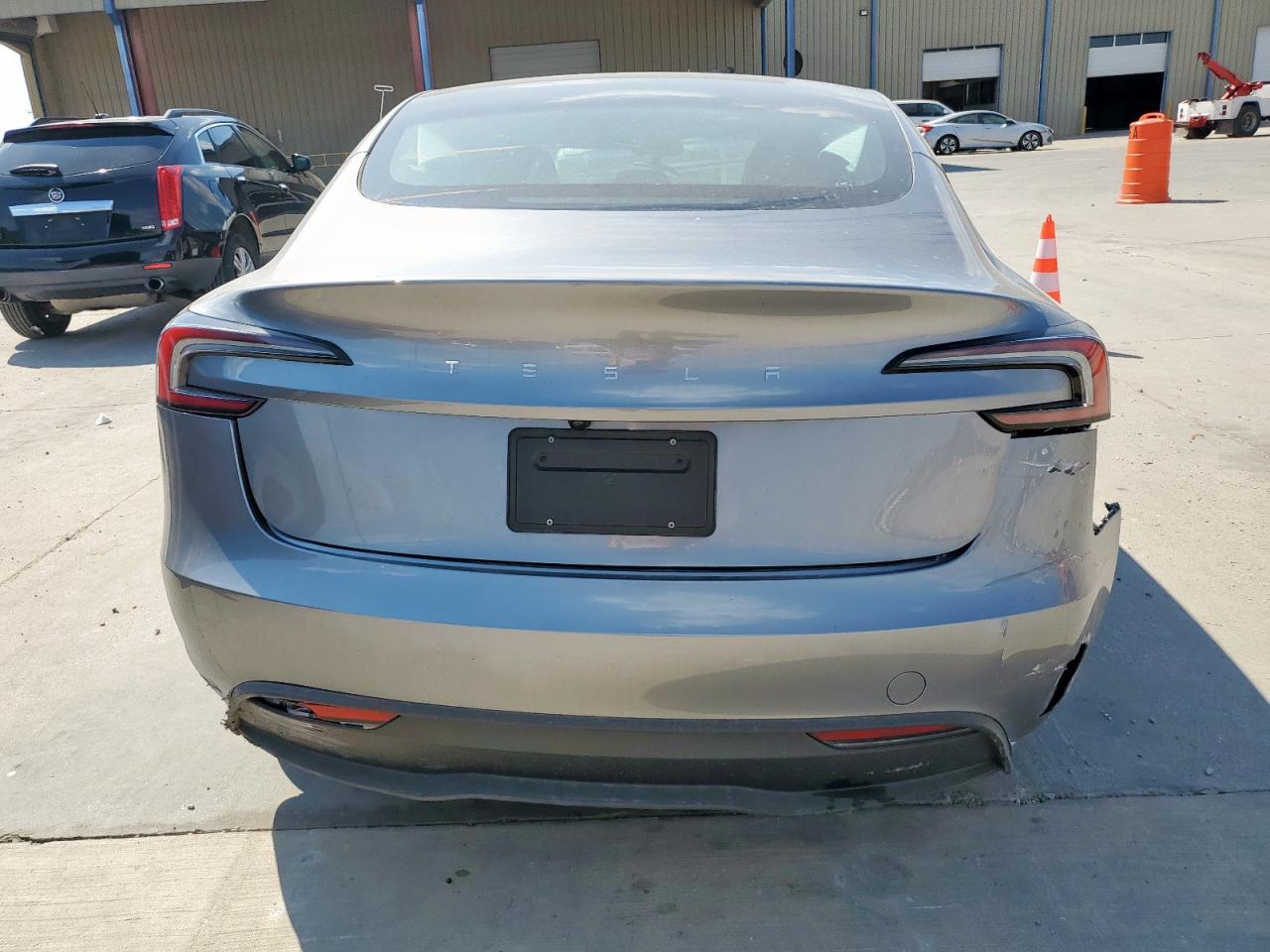 2025 Tesla Model 3 VIN: 5YJ3E1EA0SF002051 Lot: 84910535