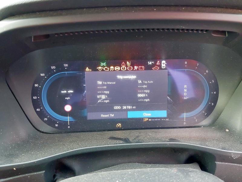 2024 VOLVO XC40 2.0 B3P PLUS DARK 5DR AUTO