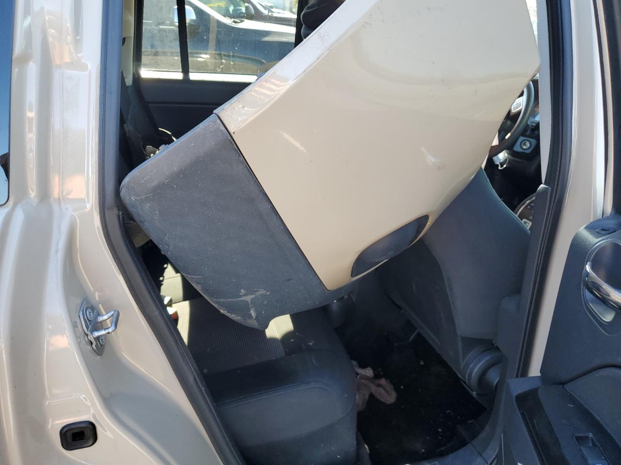 2017 Jeep Compass Sport VIN: 1C4NJDBB2HD143593 Lot: 86180835