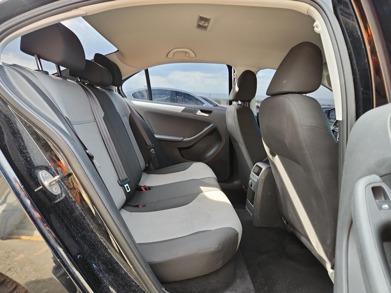 2018 Volkswagen Jetta S VIN: 3VW2B7AJ7JM219228 Lot: 85702125