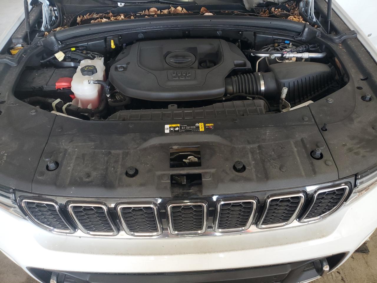 2024 Jeep Grand Cherokee L Overland VIN: 1C4RJKDG1R8946114 Lot: 81955825