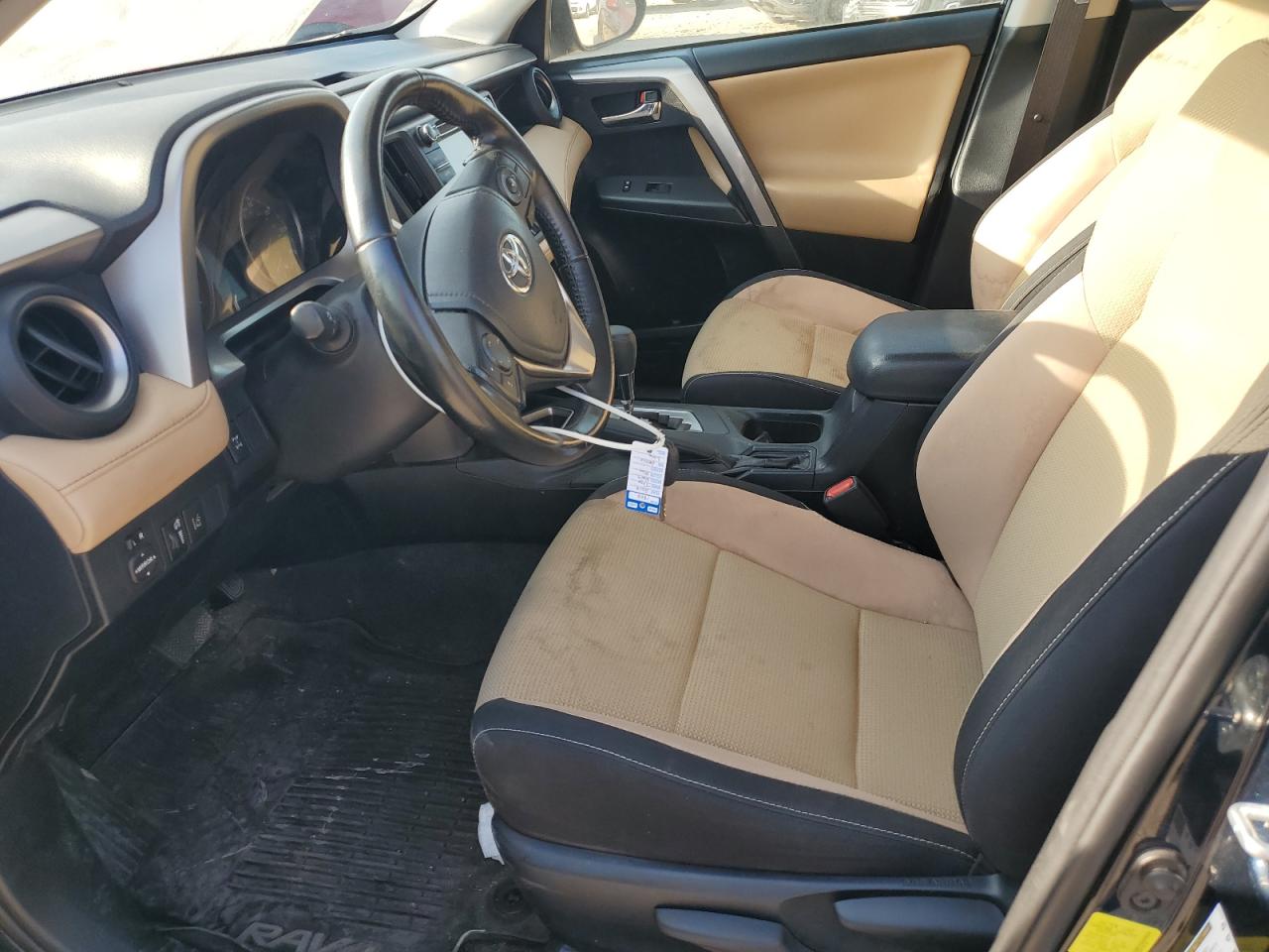 2017 Toyota Rav4 Xle VIN: JTMRFREV6HJ703722 Lot: 84774115