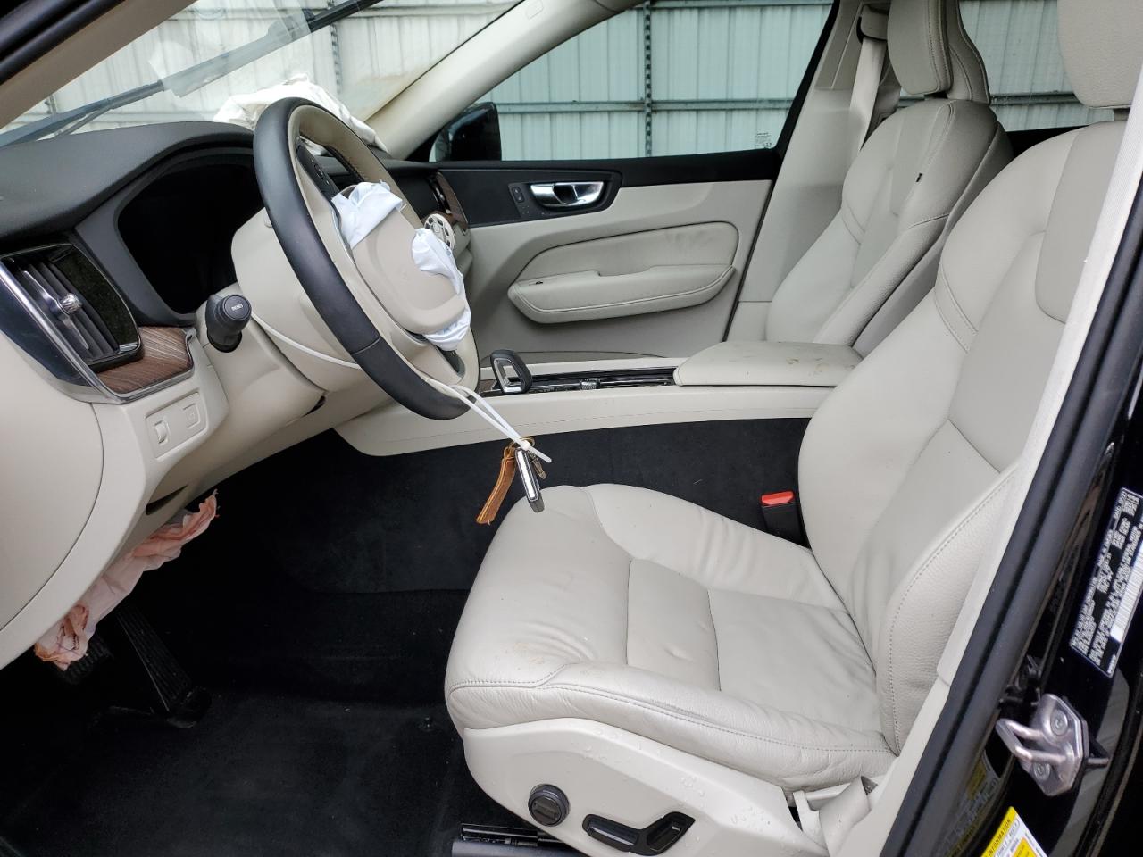 2022 Volvo Xc60 B5 Momentum VIN: YV4L12DK1N1920347 Lot: 90239525