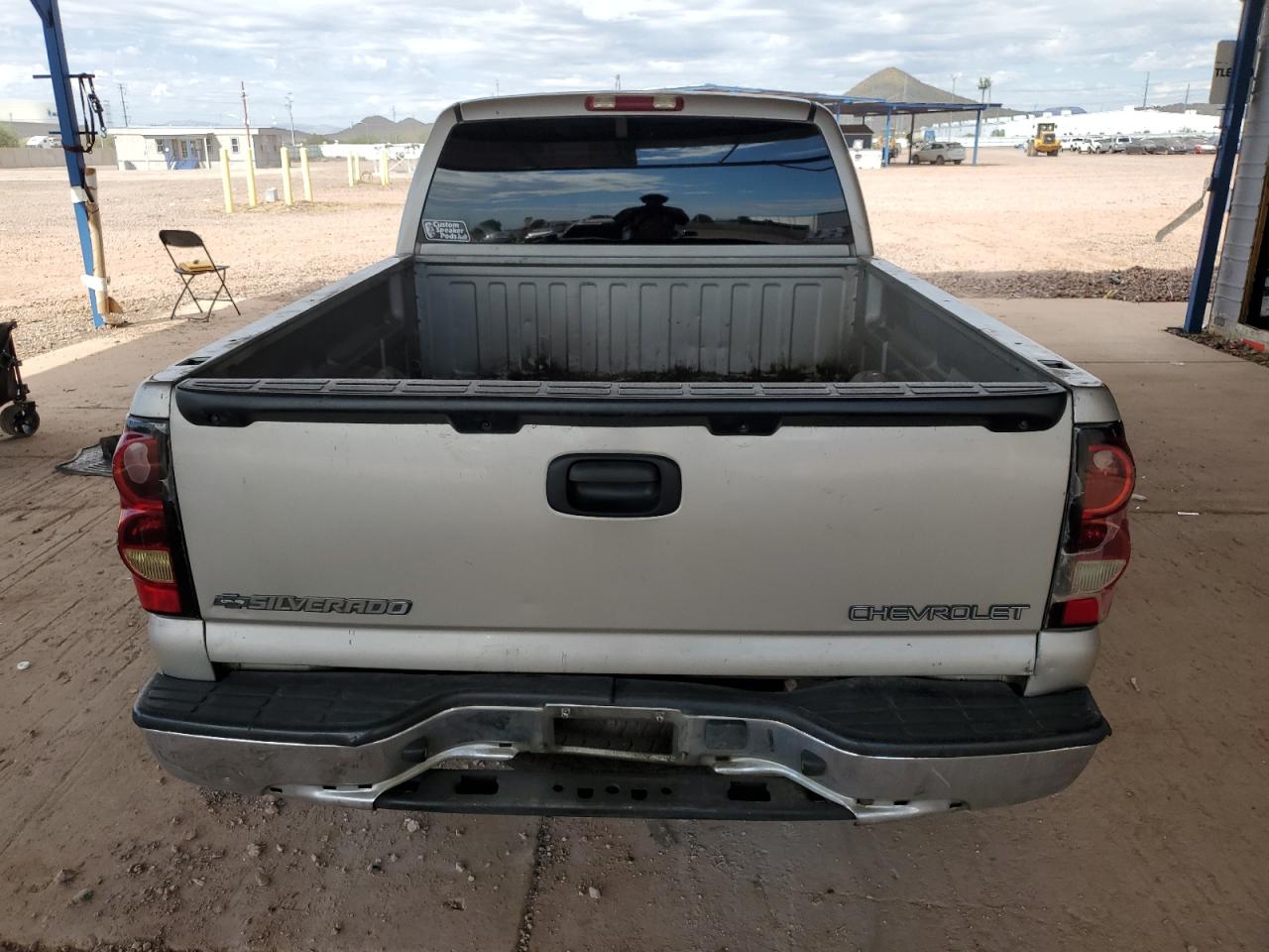 2004 Chevrolet Silverado C1500 VIN: 1GCEC19XX4Z332077 Lot: 85735615