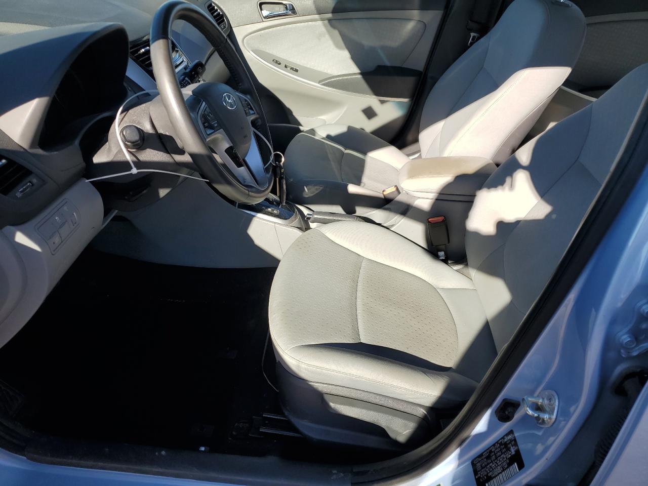 2014 Hyundai Accent Gls VIN: KMHCU5AE8EU158316 Lot: 90864785