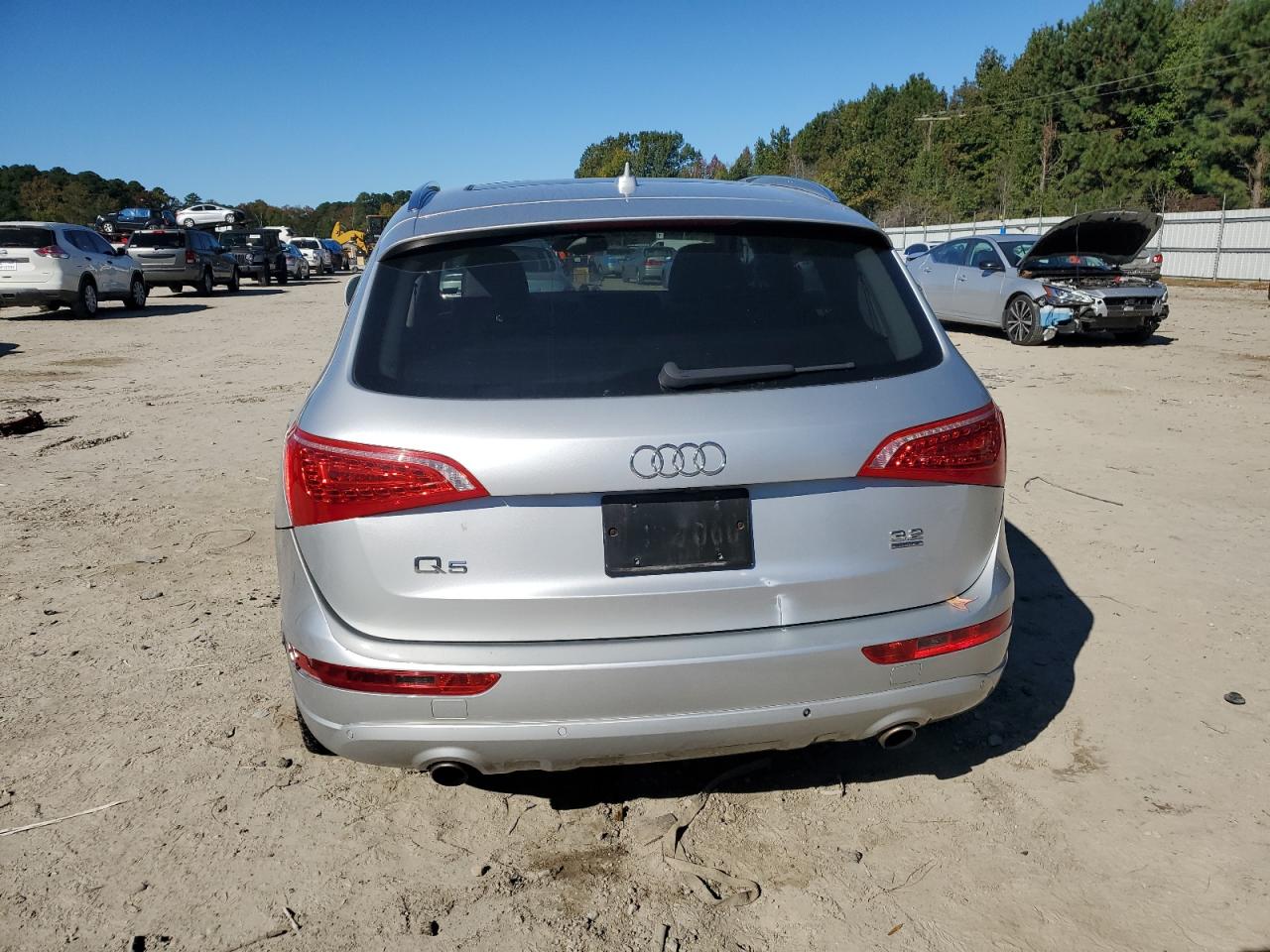 2010 Audi Q5 Premium Plus VIN: WA1LKAFP9AA091101 Lot: 86195725