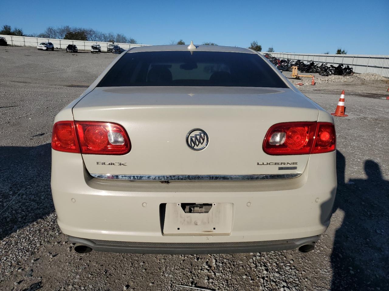 2010 Buick Lucerne Super Series VIN: 1G4HH5E99AU104301 Lot: 86694435