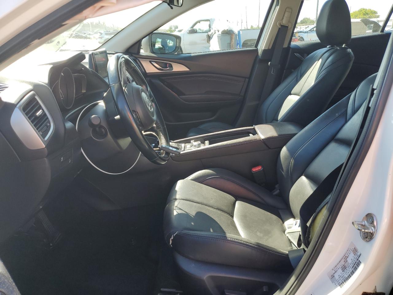 2018 Mazda 3 Touring VIN: 3MZBN1L30JM263428 Lot: 82687335