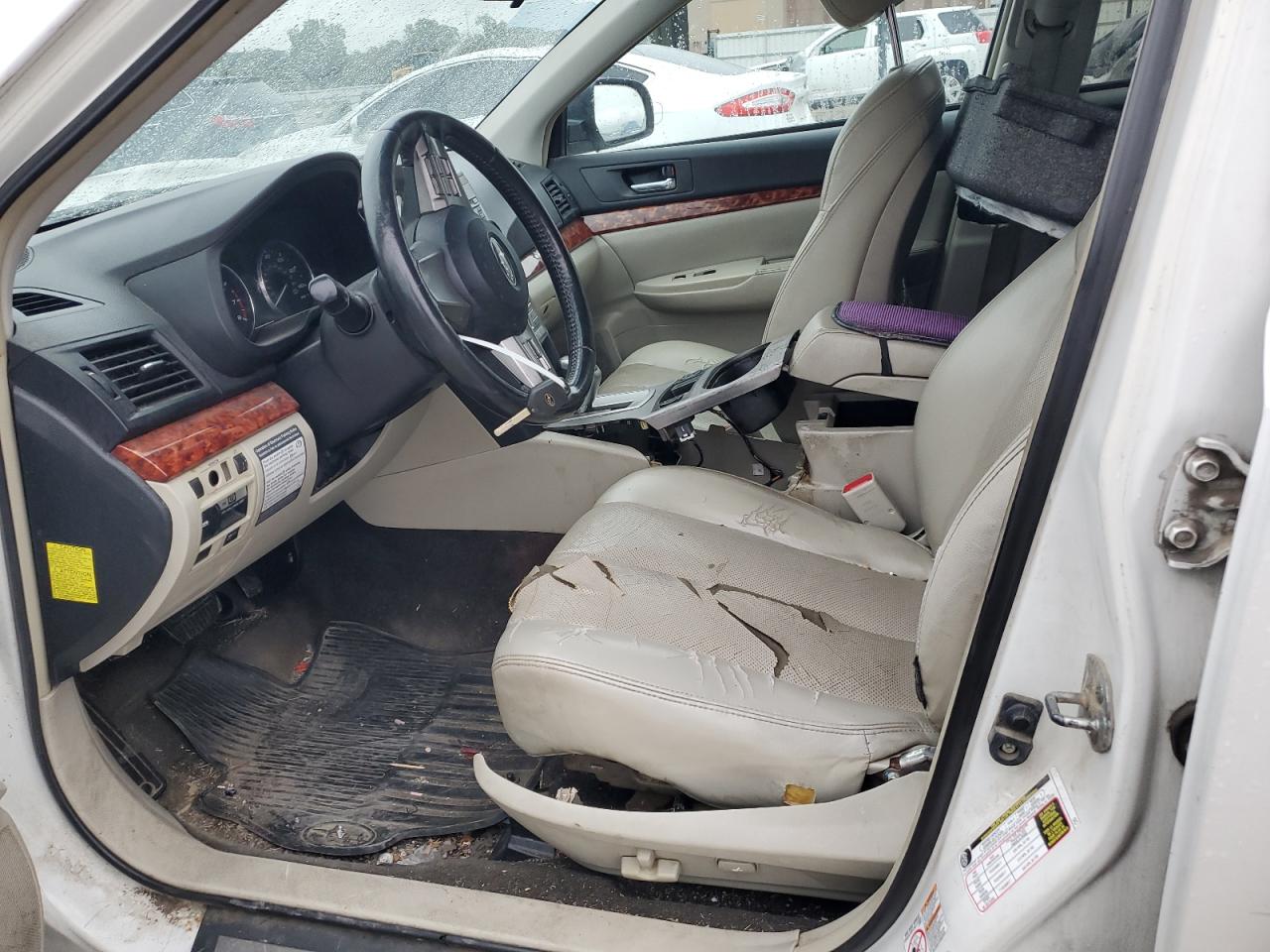 2011 Subaru Outback 2.5I Limited VIN: 4S4BRBJC2B3447803 Lot: 85188125