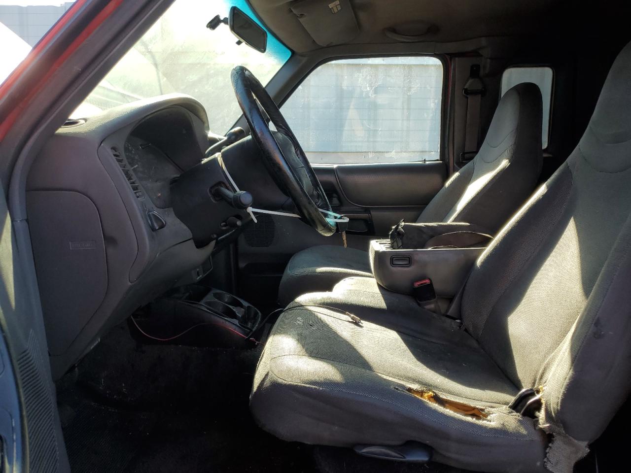 2000 Ford Ranger Super Cab VIN: 1FTYR14X6YPA40771 Lot: 82494365