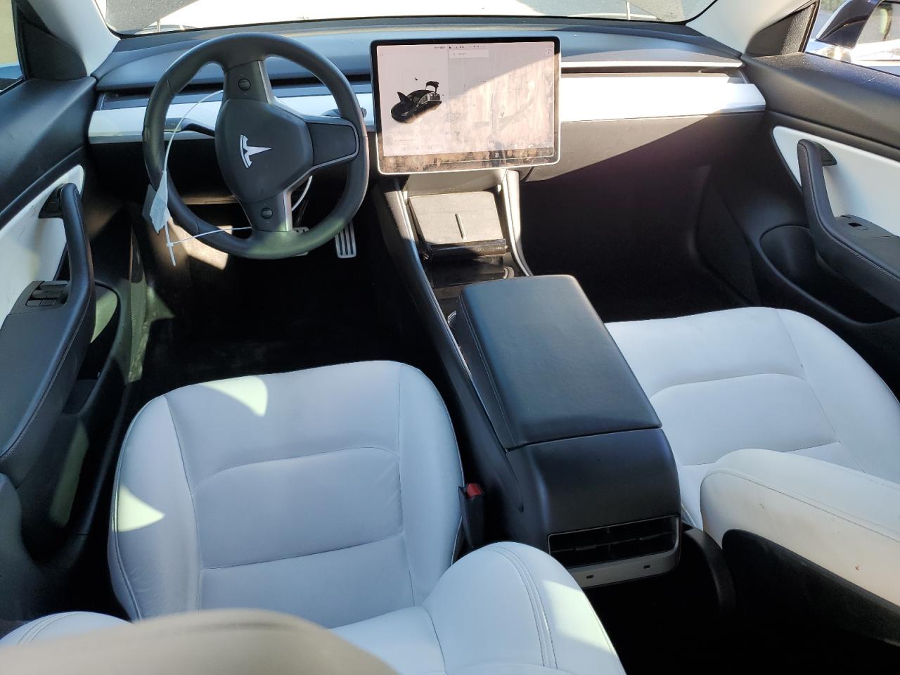 2020 Tesla Model 3 VIN: 5YJ3E1EC7LF742411 Lot: 90286495