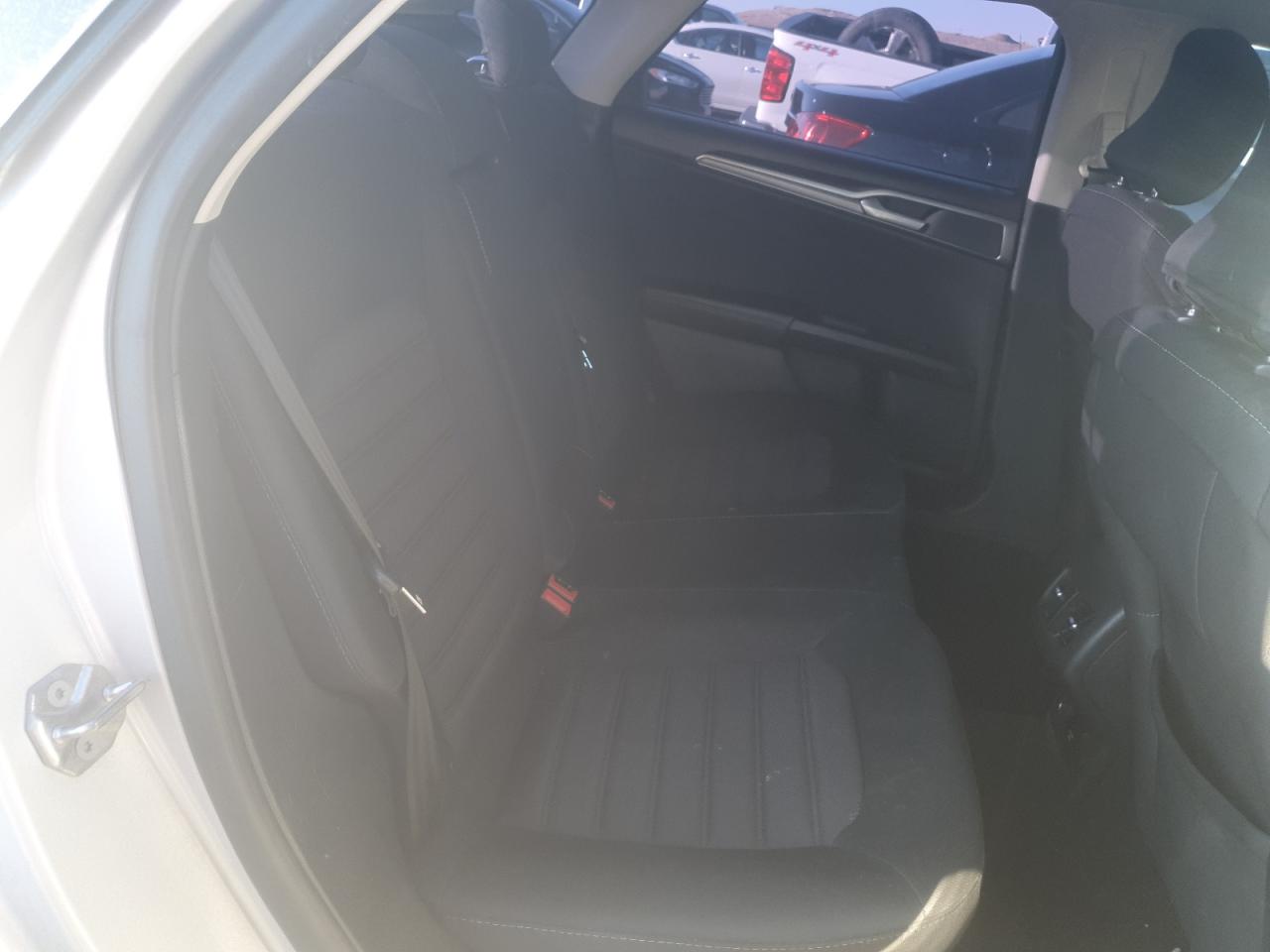 2018 Ford Fusion Se Hybrid VIN: 3FA6P0LU4JR211651 Lot: 85589865