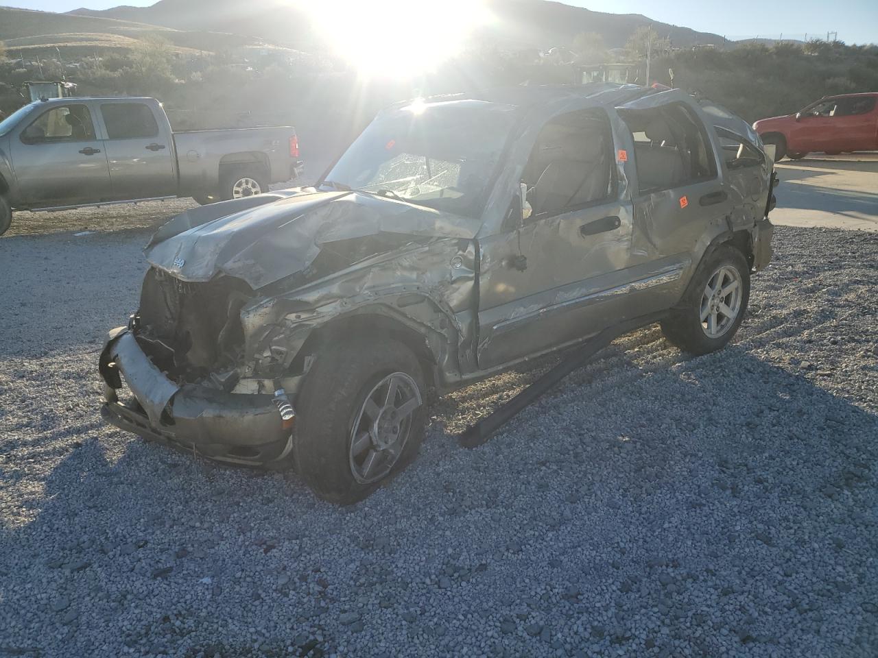 2006 Jeep Liberty Limited beige null gas 1J4GL58K26W262191 photo #1