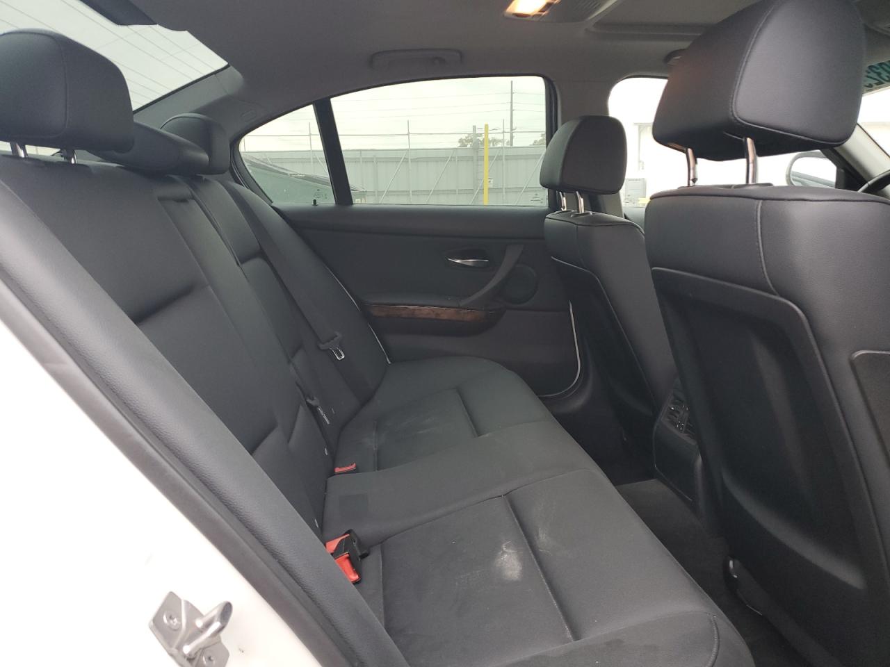 2011 BMW 335 Xi VIN: WBAPL5C53BA919852 Lot: 90932905