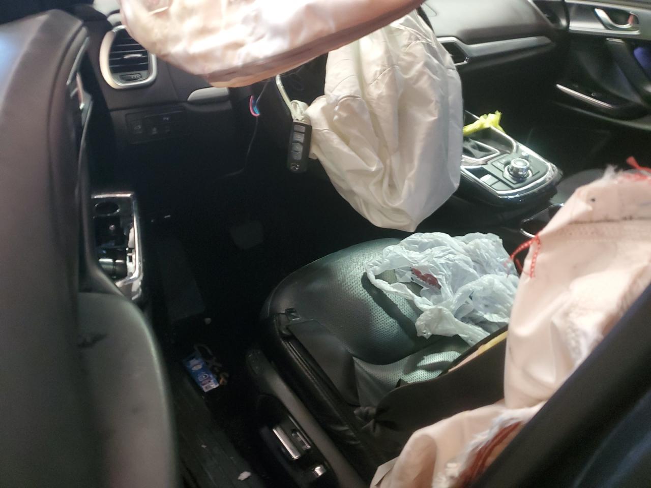 2018 Mazda Cx-9 Grand Touring VIN: JM3TCADY3J0204276 Lot: 82641875