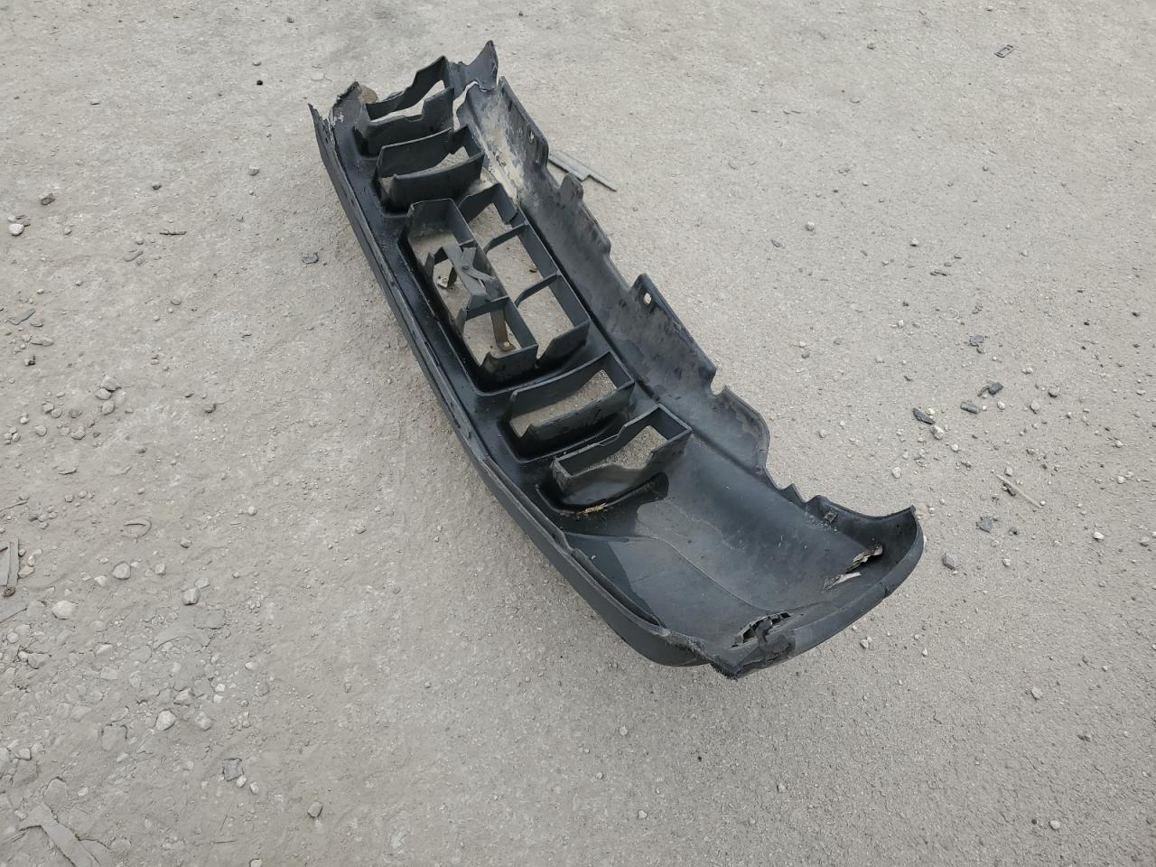 2001 Honda Cr-V Lx VIN: JHLRD28401S008798 Lot: 82415775