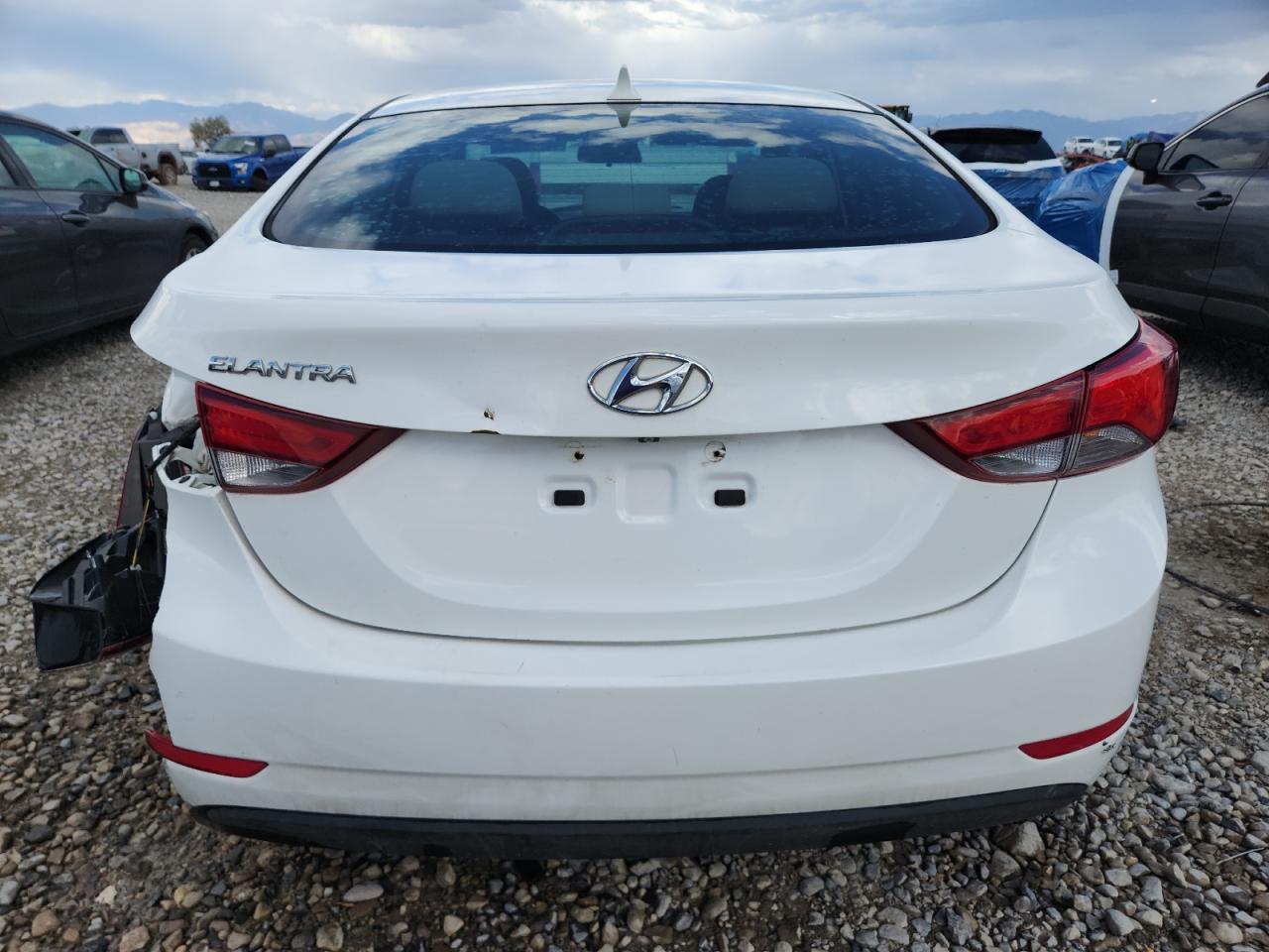 2014 Hyundai Elantra Se VIN: 5NPDH4AE3EH457584 Lot: 85200245