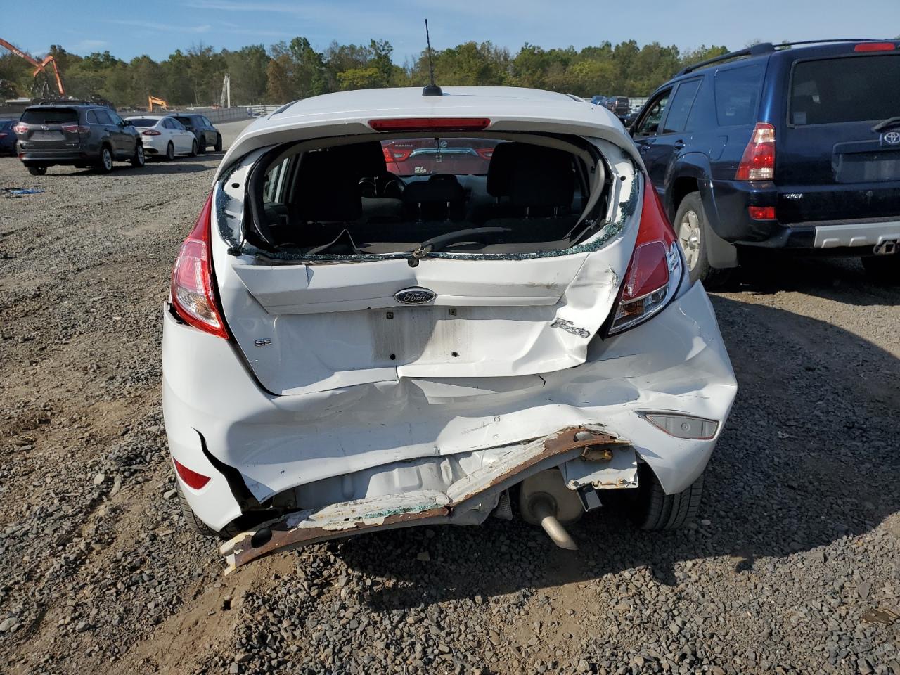 2015 Ford Fiesta Se VIN: 3FADP4EJ9FM208136 Lot: 85289215