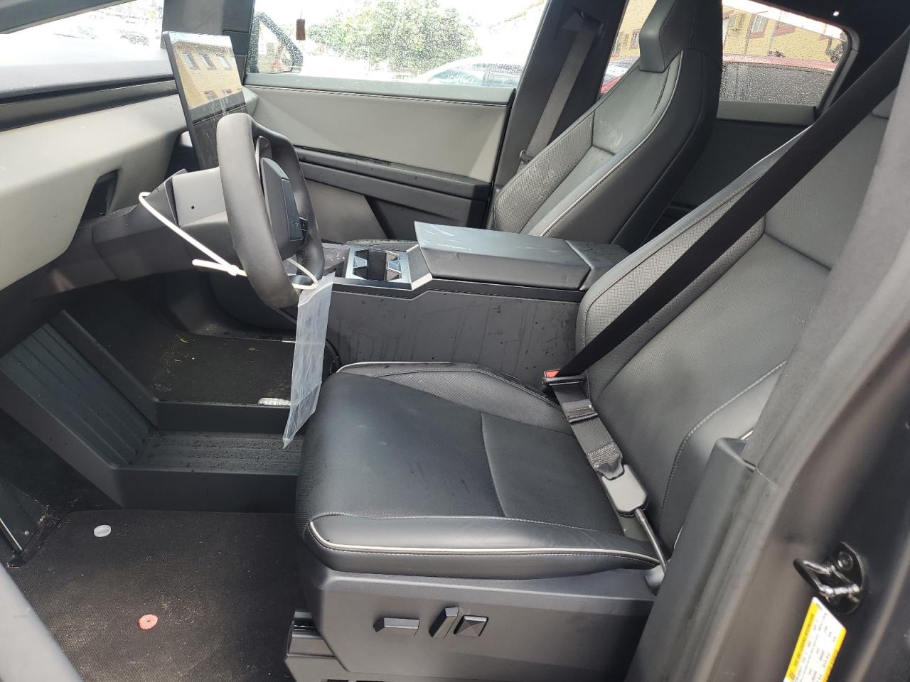 2025 Tesla Cybertruck VIN: 7G2CEHED4SA069815 Lot: 85334945