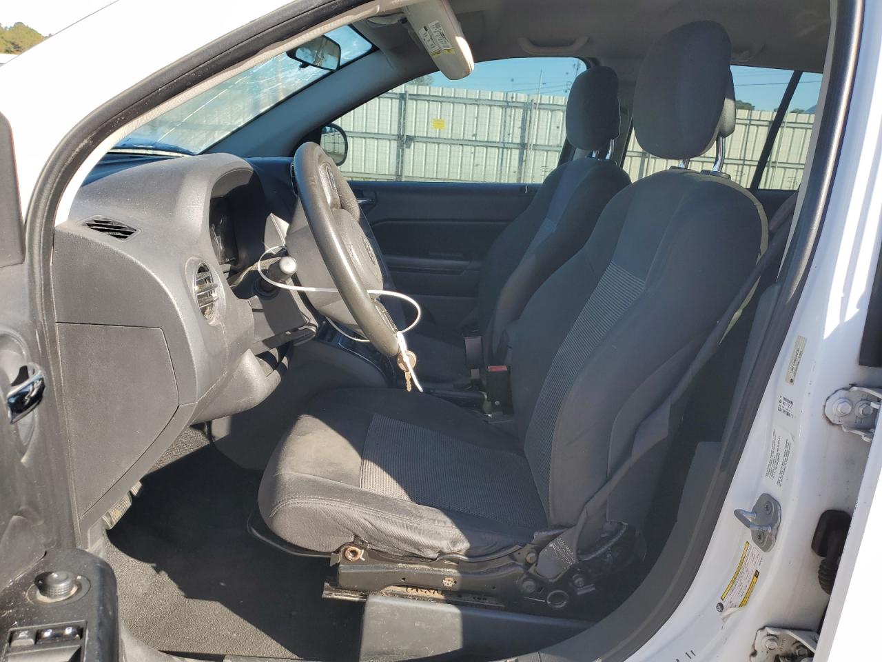 2011 Jeep Compass Sport VIN: 1J4NT1FB5BD267281 Lot: 89456865