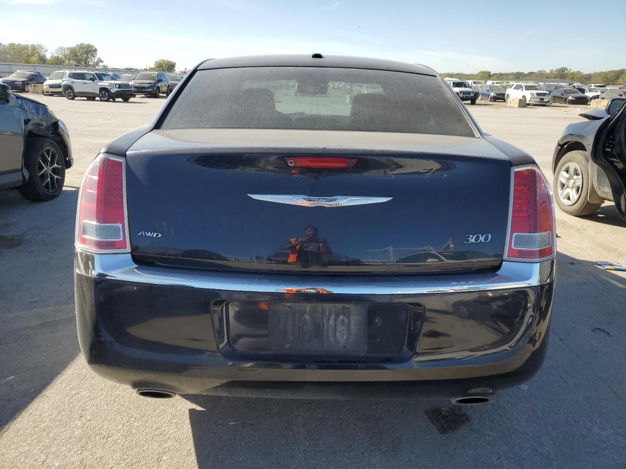 2012 Chrysler 300 Limited VIN: 2C3CCAHG0CH313808 Lot: 89875285