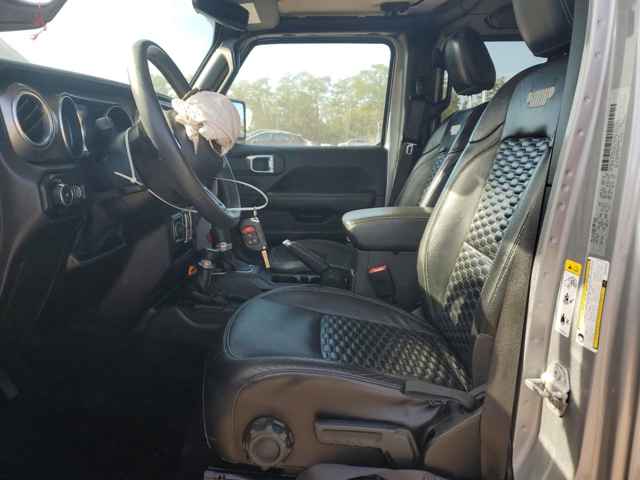 2019 Jeep Wrangler Unlimited Sahara VIN: 1C4HJXEN3KW550029 Lot: 81956695