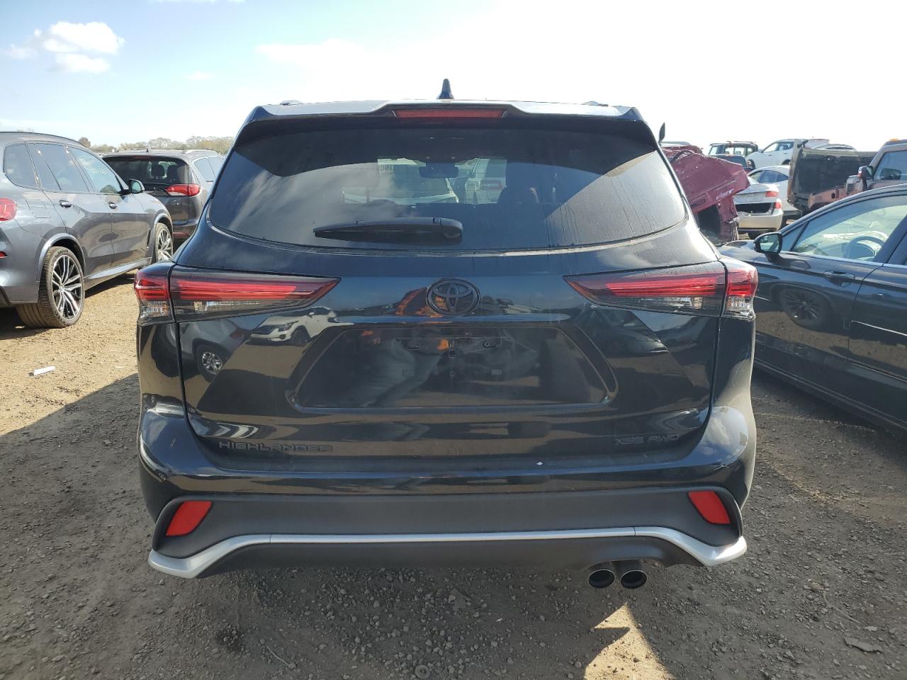2024 Toyota Highlander Le VIN: 5TDKDRBH6RS541956 Lot: 90604515