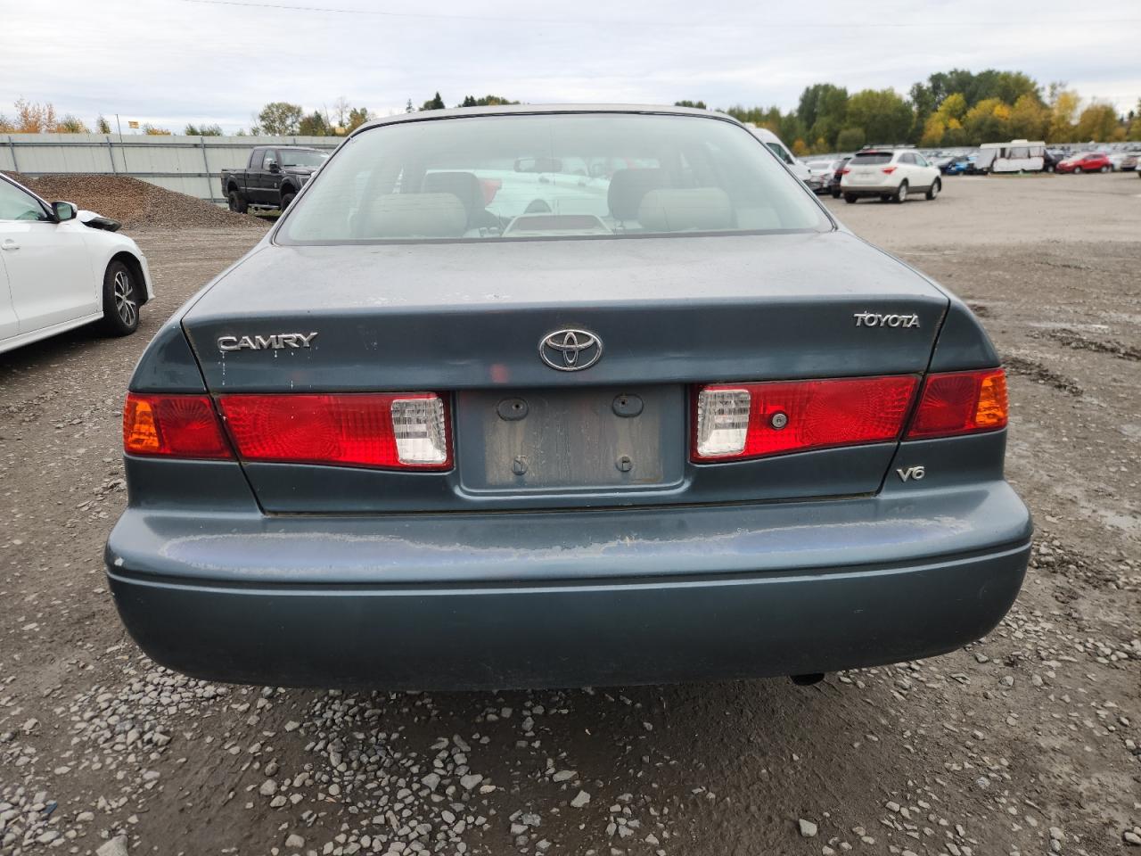 2000 Toyota Camry Le VIN: JT2BF28K4Y0249009 Lot: 90515195